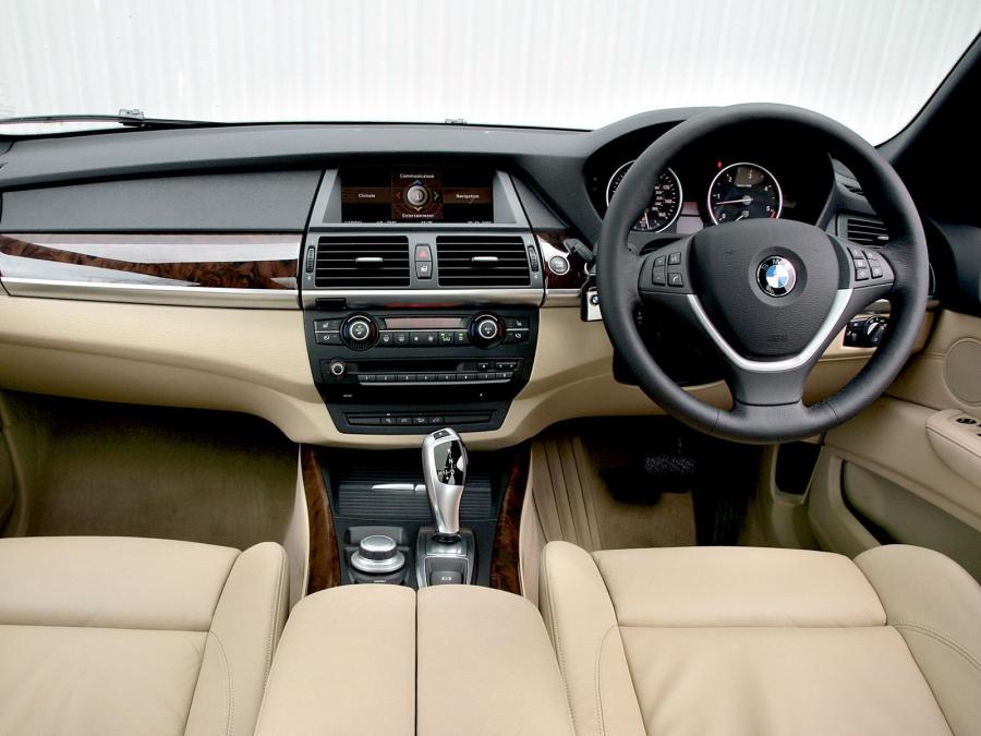  BMW X5 2007 года  (UK) (фото 5 из 9)